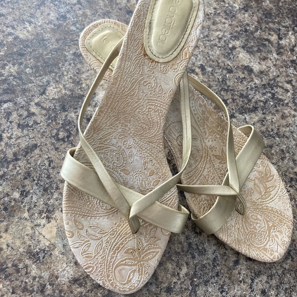 Sandals - Picture 1 of 5